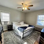 Newly Remodeled Home In The Heart Of Louisville