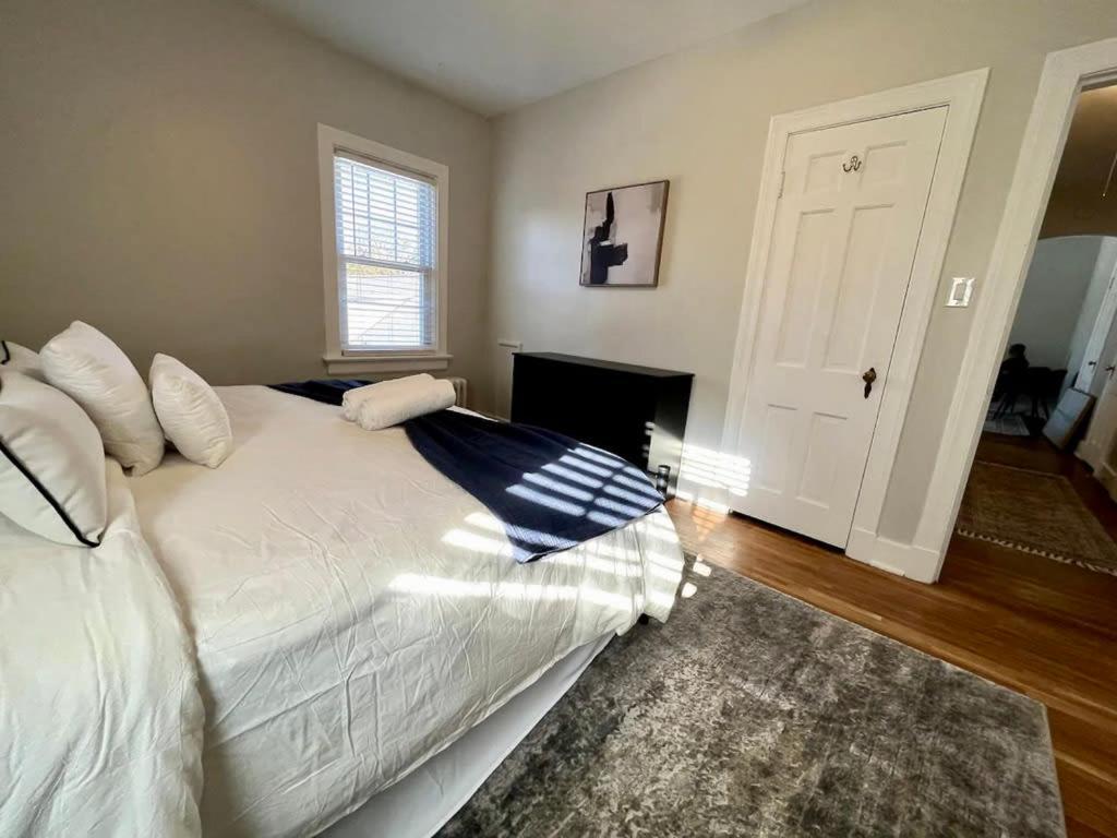 Newly Remodeled In The Heart Of Apartment Louisville
