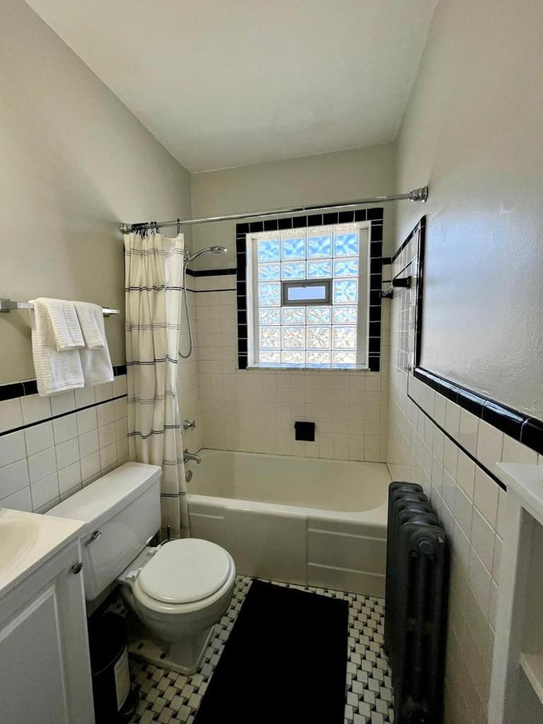 Newly Remodeled In The Heart Of * Louisville